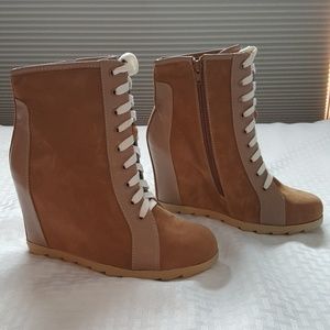 !!SALE!! Wedge ankle boots